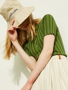 平价潮流质感女装淘宝店铺推荐19家，好看不贵质感好